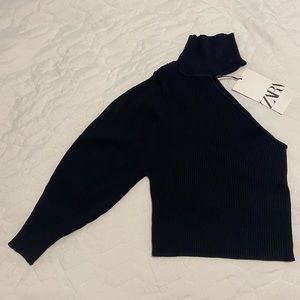 Asymmetrical knit top